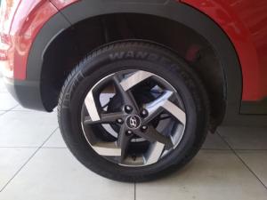 Hyundai Venue 1.0T Fluid auto - Image 14