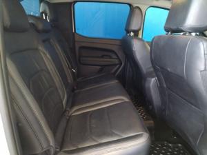 Volkswagen Amarok 2.0TDI double cab Life 4Motion auto - Image 8