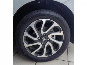 Suzuki Baleno 1.5 GLX auto - Image 12