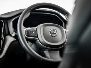 Volvo XC60 B5 AWD Essential - Image 21