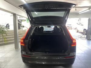 Volvo XC60 B5 AWD Essential - Image 5