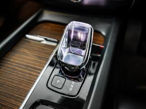 Volvo XC60 B5 AWD Ultimate Bright - Image 19