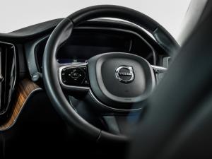 Volvo XC60 B5 AWD Ultimate Bright - Image 21