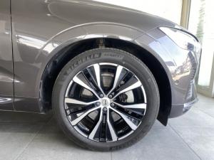 Volvo XC60 B5 AWD Ultimate Bright - Image 8