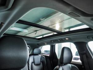 Volvo XC60 B5 AWD Essential - Image 20