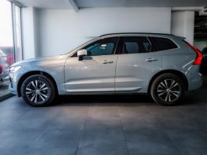 Volvo XC60 B5 AWD Essential - Image 9