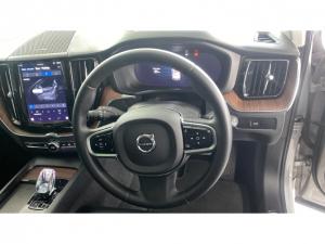 Volvo XC60 B5 AWD Plus Bright - Image 9