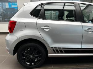 Volkswagen Polo Vivo hatch 1.6 Comfortline auto - Image 13