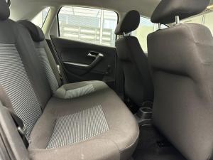 Volkswagen Polo Vivo hatch 1.6 Comfortline auto - Image 19
