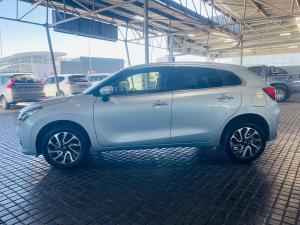 Suzuki Baleno 1.5 GLX manual - Image 4