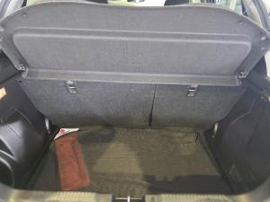 Suzuki Swift 1.2 GLX auto - Image 10
