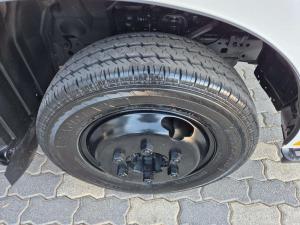 Toyota Dyna 150 Chassis Cab - Image 13