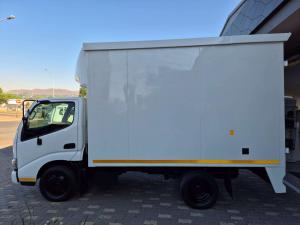 Toyota Dyna 150 Chassis Cab - Image 4