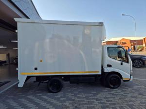 Toyota Dyna 150 Chassis Cab - Image 9