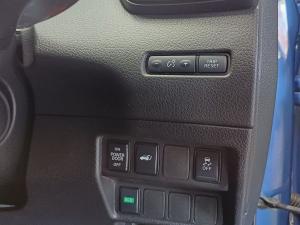 Nissan X-Trail 2.5 4x4 Acenta Tech - Image 16