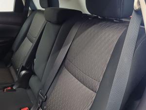 Nissan X-Trail 2.5 4x4 Acenta Tech - Image 22