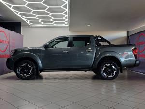 Nissan Navara 2.5DDTi double cab LE Plus - Image 19