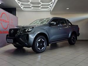 Nissan Navara 2.5DDTi double cab LE Plus - Image 1