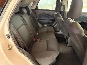 Toyota Starlet 1.5 XR manual - Image 10