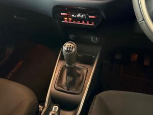 Toyota Starlet 1.5 XR manual - Image 18