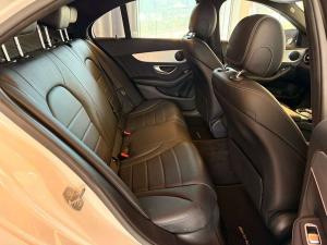 Mercedes-Benz C-Class C180 auto - Image 10