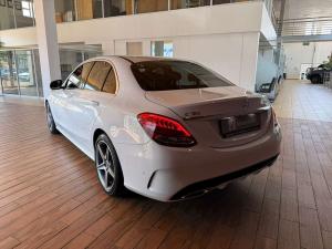Mercedes-Benz C-Class C180 auto - Image 5
