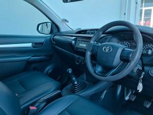 Toyota Hilux 2.0 single cab S (aircon) - Image 7
