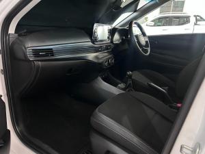 Hyundai i20 1.2 Motion - Image 8