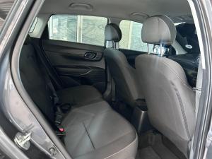 Hyundai i20 1.2 Motion - Image 10