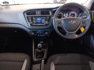 Hyundai i20 1.4 Fluid - Image 12