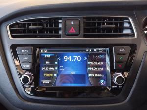 Hyundai i20 1.4 Fluid - Image 14