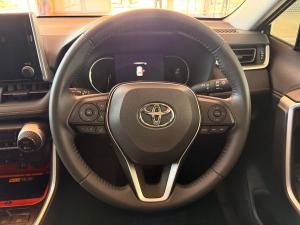 Toyota RAV4 2.0 GX-R AWD - Image 13