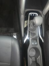 Toyota Corolla Cross 1.8 HEV XR - Image 10