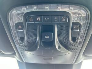 Mercedes-Benz V-Class V300d Avantgarde - Image 16