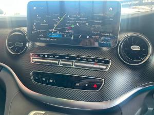 Mercedes-Benz V-Class V300d Avantgarde - Image 17