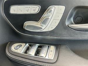 Mercedes-Benz V-Class V300d Avantgarde - Image 23