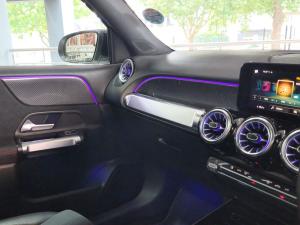 Mercedes-Benz GLB GLB220d 4Matic AMG Line - Image 13