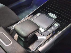Mercedes-Benz GLB GLB220d 4Matic AMG Line - Image 15