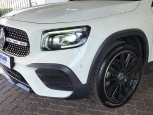Mercedes-Benz GLB GLB220d 4Matic AMG Line - Image 9