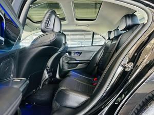 Mercedes-Benz C-Class C220d Avantgarde - Image 6