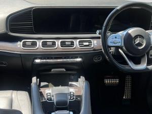 Mercedes-Benz GLS GLS400d 4Matic - Image 17