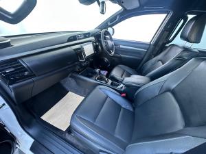 Toyota Hilux 2.8GD-6 double cab Legend auto - Image 7
