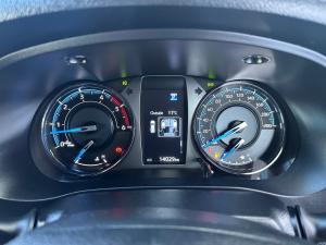 Toyota Hilux 2.8GD-6 double cab Legend auto - Image 11