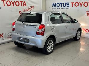 Toyota Etios hatch 1.5 Sprint - Image 2