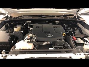 Toyota Hilux 2.4GD-6 double cab Raider manual - Image 14
