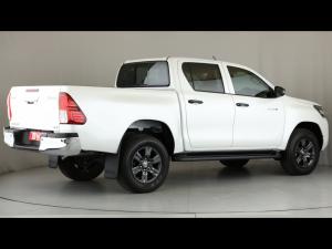 Toyota Hilux 2.4GD-6 double cab Raider manual - Image 2