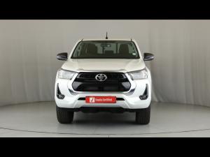 Toyota Hilux 2.4GD-6 double cab Raider manual - Image 4