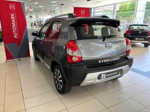 Toyota Etios Cross 1.5 Xs - Image 9