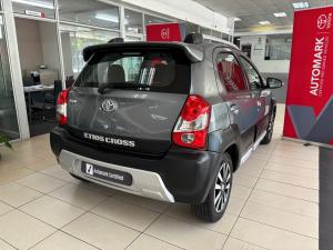 Toyota Etios Cross 1.5 Xs - Image 2