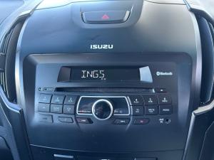 Isuzu D-Max 250 Extended cab Hi-Ride - Image 12